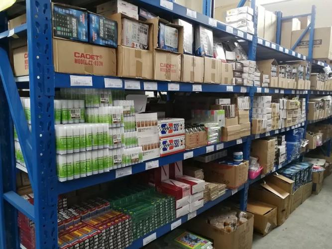 新天地倉(cāng)儲(chǔ)批發(fā)商城盛大開(kāi)業(yè)，打造日用品批發(fā)新標(biāo)桿